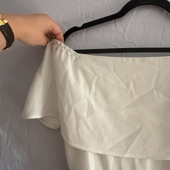 Charles Henry Off the Shoulder White Dress - Picture 4 of 8